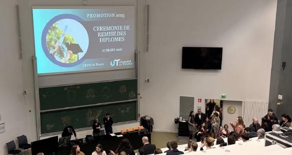 image remise de diplômes 
